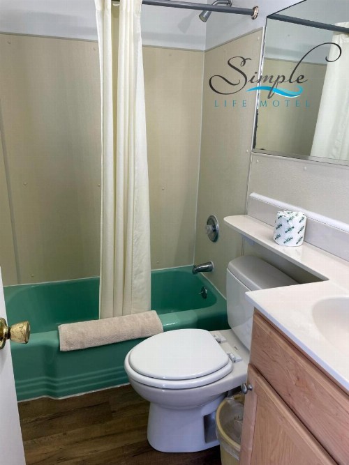 Simple Life Motel - image 28