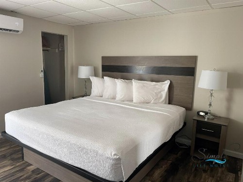 Simple Life Motel - image 31