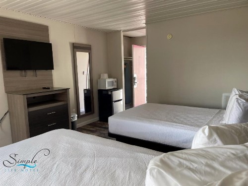 Simple Life Motel - image 38