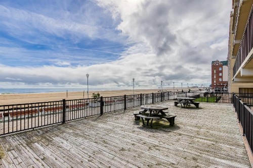 Oceanfront at Golden Beach - image 2