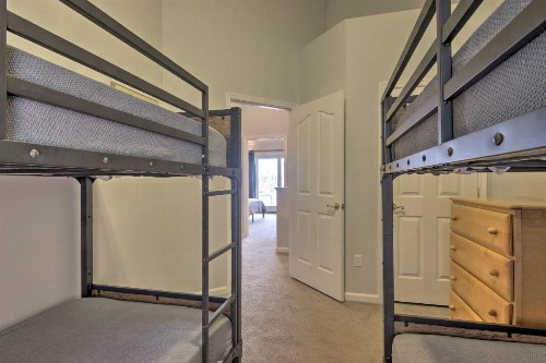 Renovated Ocean City Townhome - 1 Block to Beach! - image 11