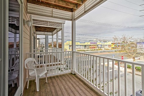 Renovated Ocean City Townhome - 1 Block to Beach! - image 3
