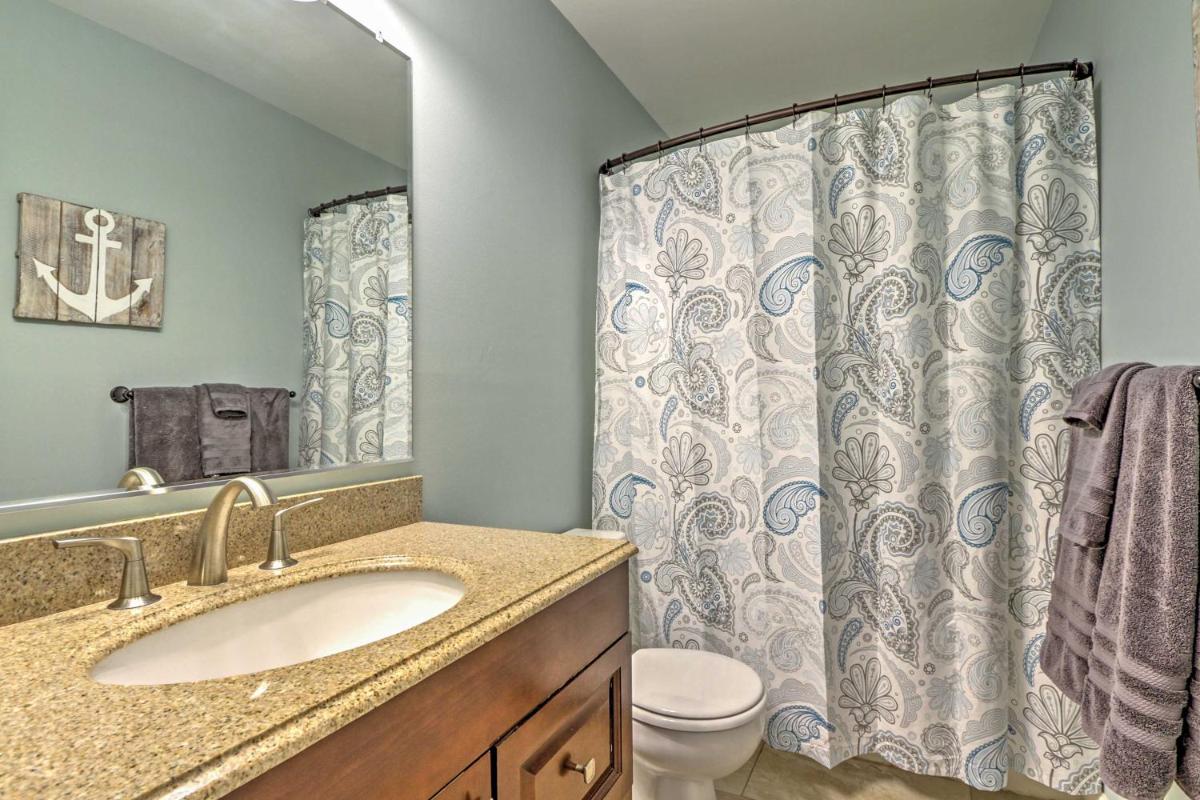 Ocean City Condo with Patio - Great Central Location - image 6