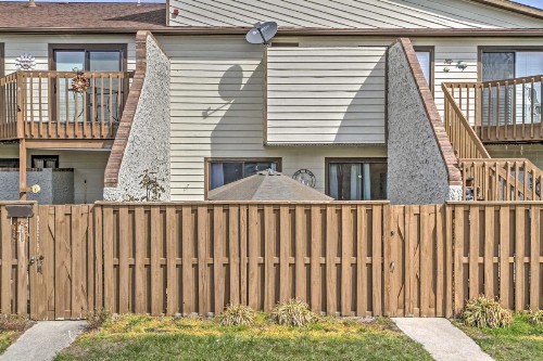 Ocean City Condo with Patio - Great Central Location - image 8