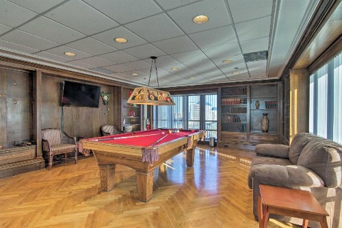 Newly Updated Condo with Beautiful Views and Location! - image 3