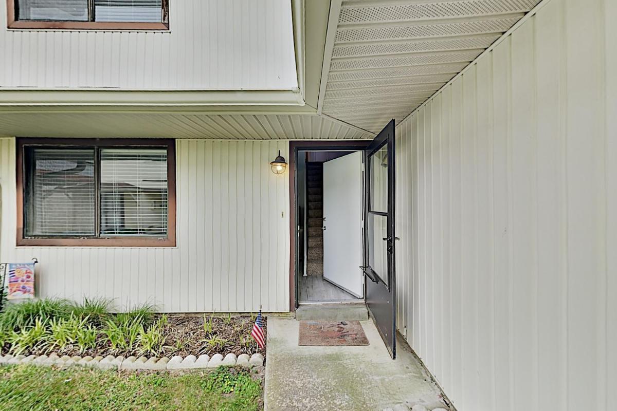 Coastal Getaway with Pool - Stroll to Beach & Dining condo - image 6