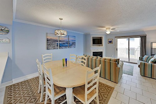 Bayside Retreat with Pool Walk to Beach & Dining condo - image 7