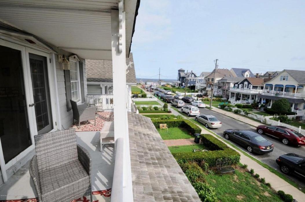 The Chelsea Ocean Grove sleep up to 20 steps to the BEACH - main image