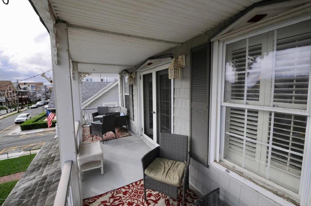 The Chelsea Ocean Grove sleep up to 20 steps to the BEACH - image 4