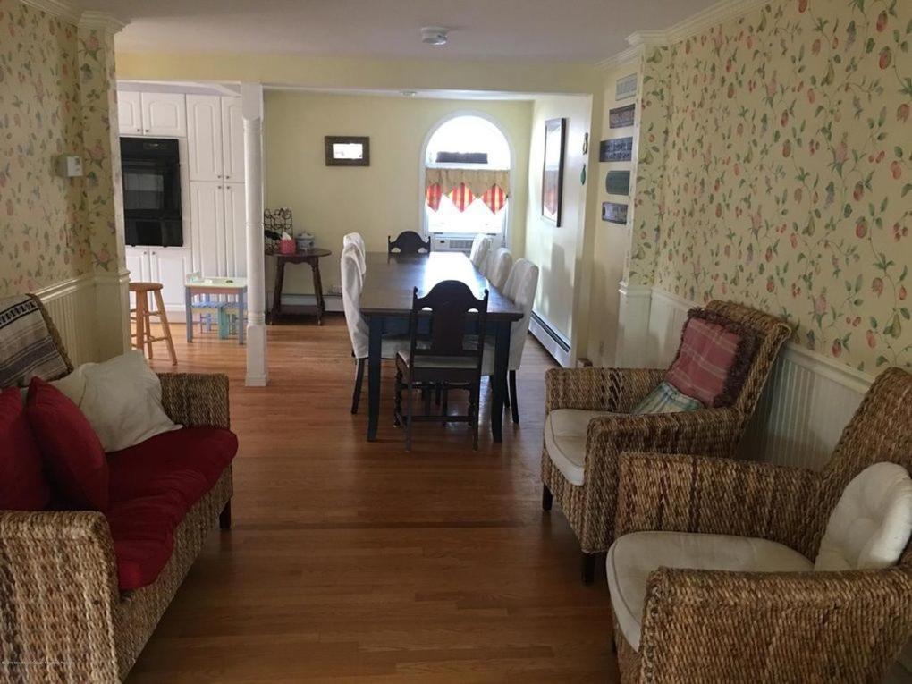 The Chelsea Ocean Grove sleep up to 20 steps to the BEACH - image 6