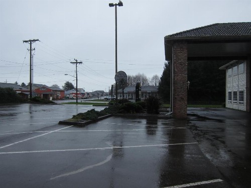 Days Inn by Wyndham Ocean Shores - image 10