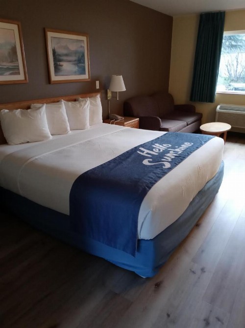 Days Inn by Wyndham Ocean Shores - image 31