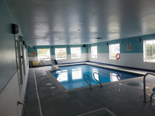 Days Inn by Wyndham Ocean Shores - image 40