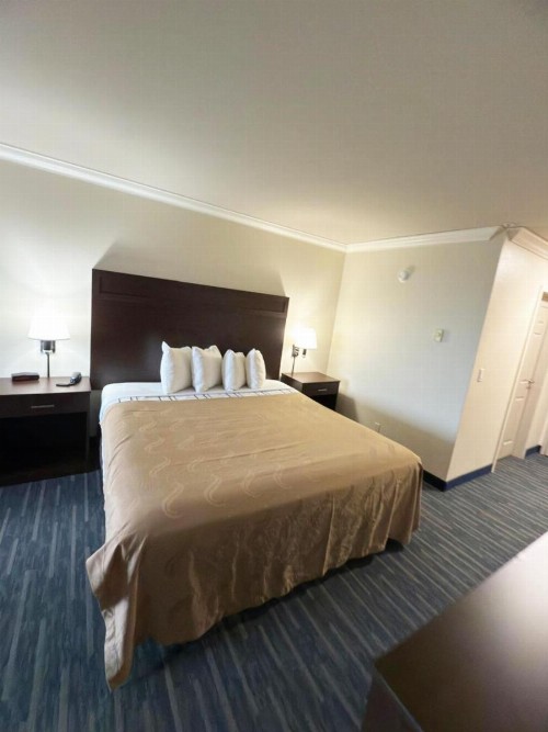 Ocean Paradise Hotel & Resort - image 20