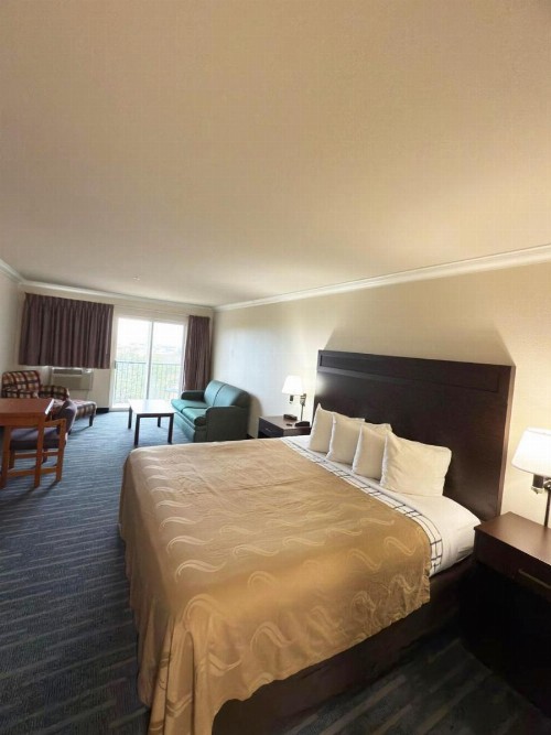 Ocean Paradise Hotel & Resort - image 22