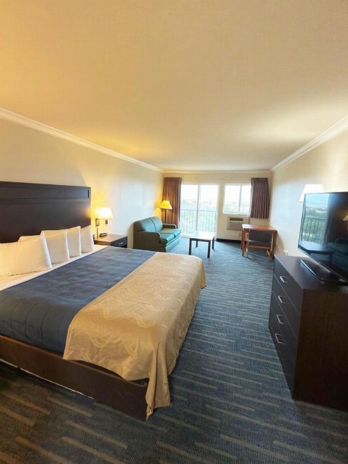 Ocean Paradise Hotel & Resort - image 42
