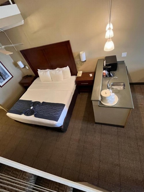 Comfort Inn & Suites Ocean Shores - image 5