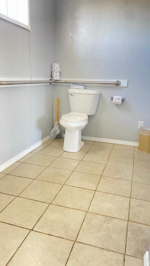 Ocean Shores Inn & Suites - image 2