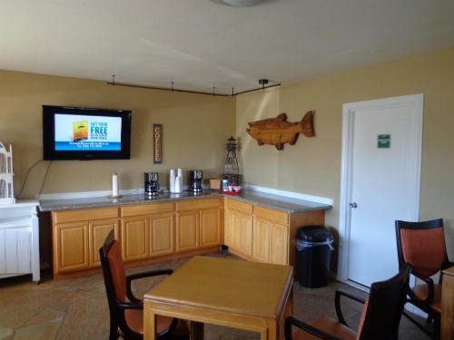 Ocean Shores Inn & Suites - image 41