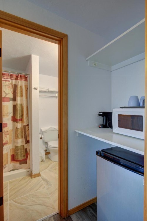 Westerly Motel - image 12