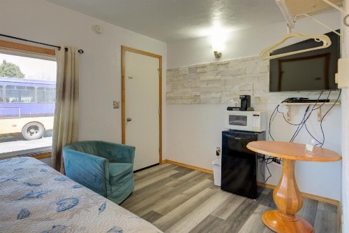 Westerly Motel - image 13