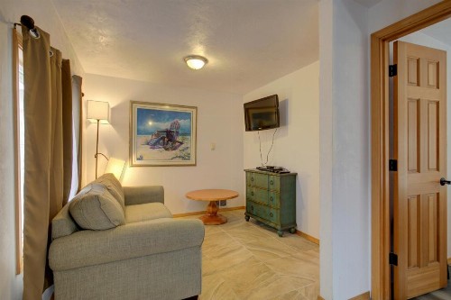 Westerly Motel - image 16