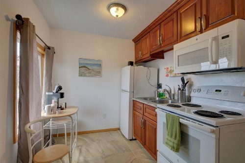 Westerly Motel - image 35
