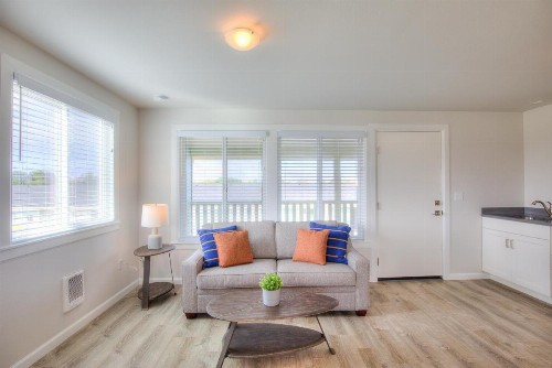 OCEAN SHORES RESORT - Brand New Rooms - image 29