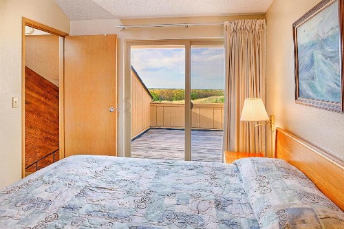 Beach Path Condo - image 4