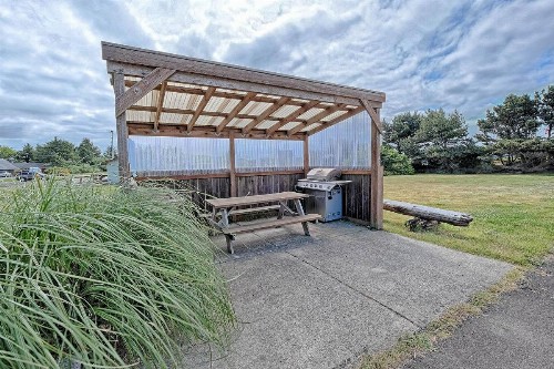 Shine On Condo - image 12