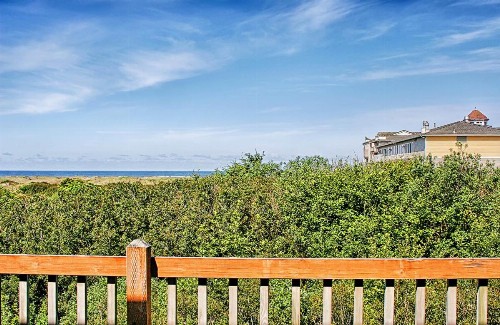 On Beyond Condo - image 12