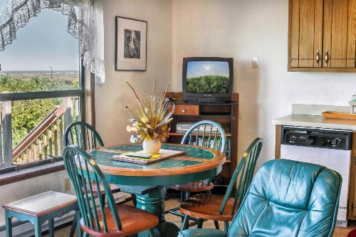 On Beyond Condo - image 14