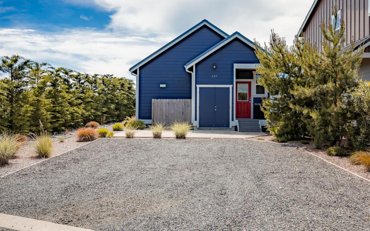 Starfish Cottage - Oyhut Bay Seaside Village - image 2