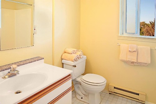 Top Town Condo at Maris Stella - image 9
