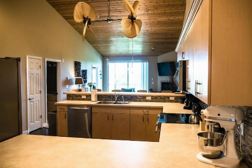 Siren`s Serenity Condo - Oyhut Bay Seaside Village - image 28