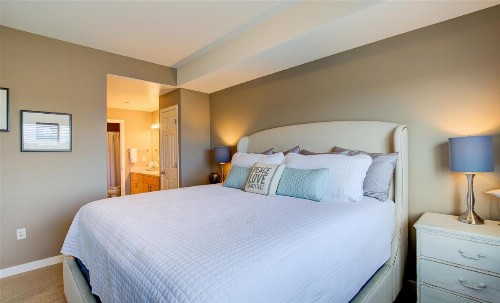 Siren`s Serenity Condo - Oyhut Bay Seaside Village - image 3