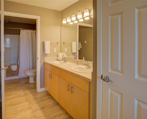 Siren`s Serenity Condo - Oyhut Bay Seaside Village - image 37