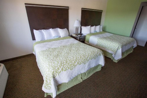 Days Inn by Wyndham Oceanside - image 38