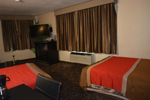 Harbor Inn & Suites Oceanside - image 13