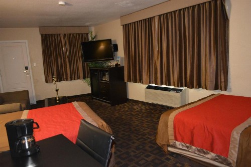 Harbor Inn & Suites Oceanside - image 15