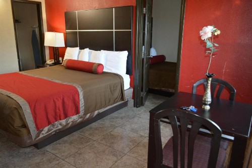 Harbor Inn & Suites Oceanside - image 19