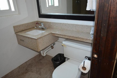 Harbor Inn & Suites Oceanside - image 21