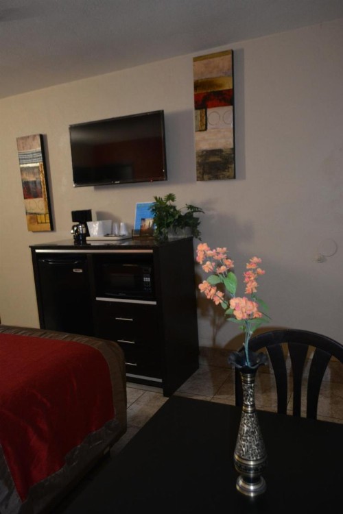 Harbor Inn & Suites Oceanside - image 22