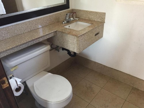 Harbor Inn & Suites Oceanside - image 31