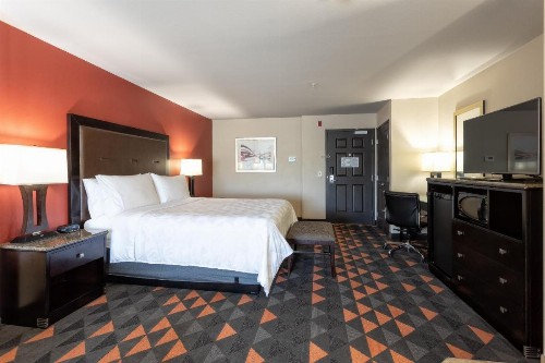 Holiday Inn Oceanside Marina Camp Pendleton an IHG Hotel - image 12