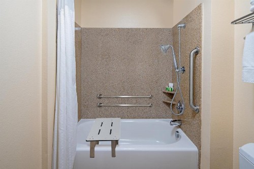 Holiday Inn Oceanside Marina Camp Pendleton an IHG Hotel - image 50
