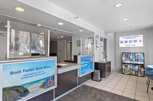 Motel 6-Oceanside CA - image 7