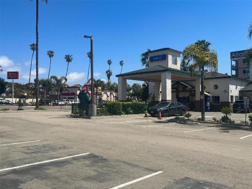 Rodeway Inn Oceanside Marina - image 1