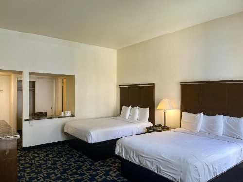 Rodeway Inn Oceanside Marina - image 32