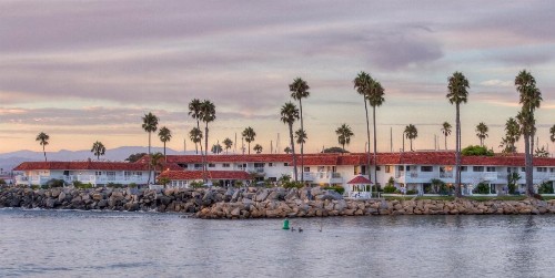 Oceanside Marina Suites - A Waterfront Hotel - image 13